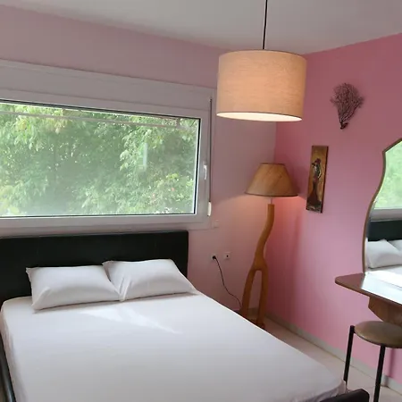 Zoe By The Sea * Paralía